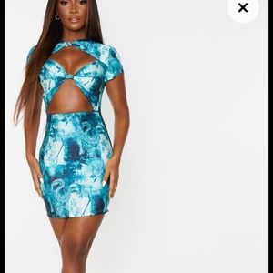 NWT PrettyLittleThing Green Dragon Print Double Knot Detail Bodycon Dress SIZE 6